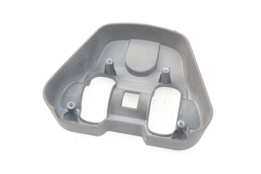 photo de COUVRE GUIDON SYM CROX 4T 50 (2016 - 2023) - Détail de la pièce