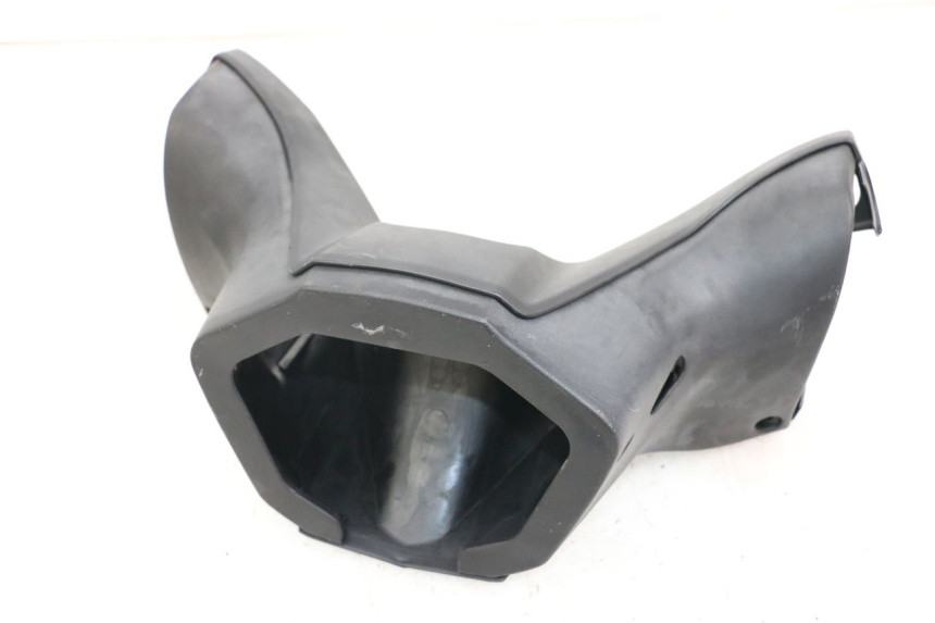 photo de COUVRE GUIDON KYMCO DINK STREET 125 (2009 - 2014) - Détail de la pièce