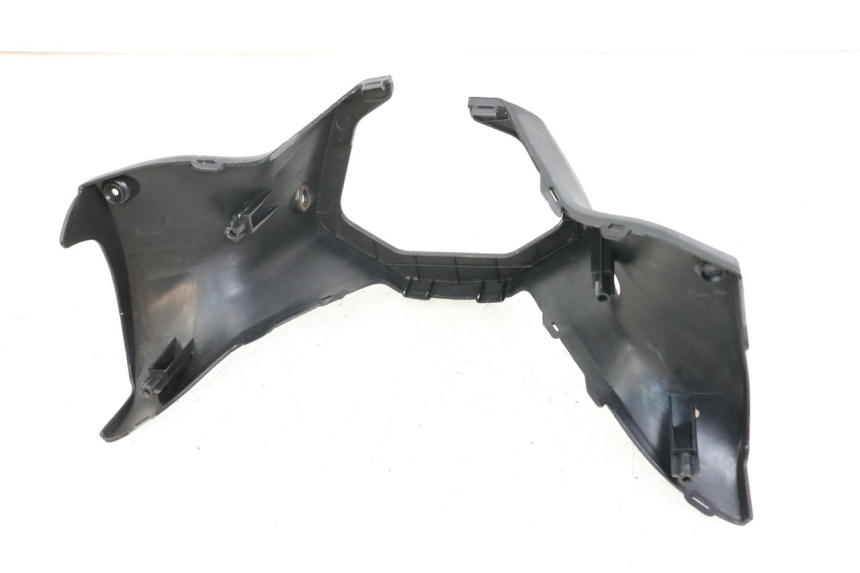 photo de COUVRE GUIDON KYMCO DINK STREET 125 (2009 - 2014) - Gros plan technique