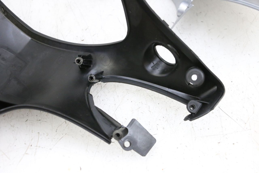 photo de COUVRE GUIDON  MBK FLAME X 125 (2007 - 2016) - Zoom état d’usage