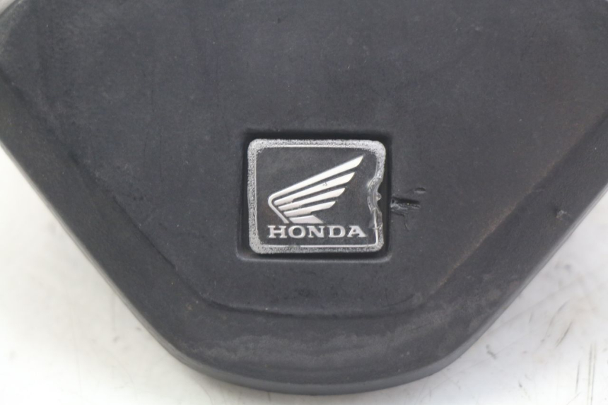 photo de COUVRE GUIDON HONDA FORZA 125 (2015 - 2016) - Autre angle de vue