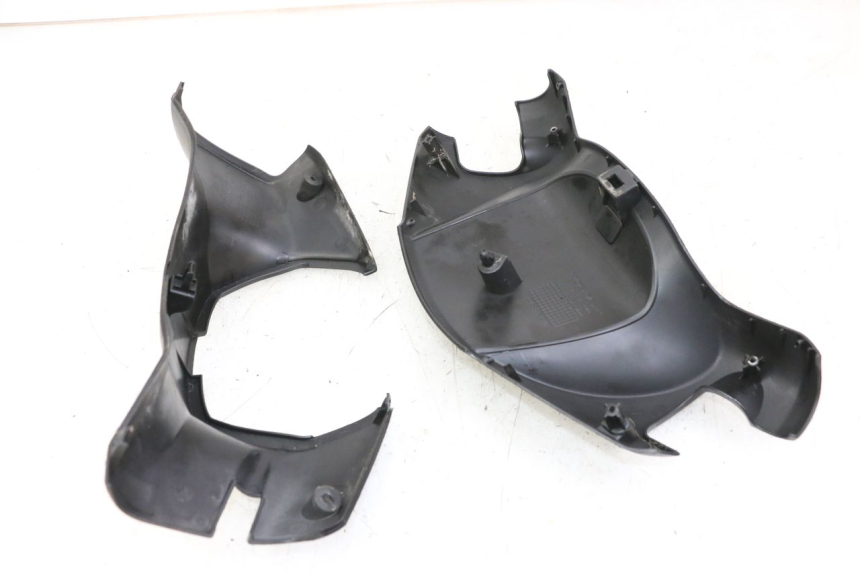 photo de COUVRE GUIDON  HONDA FES S-WING SWING 125 (2007 - 2015) - Points de fixation