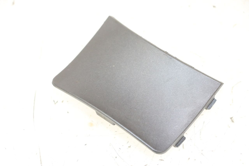 photo de COUVRE GUIDON  JM MOTORS VX 125 (2022 - 2025) - Zoom état d’usage