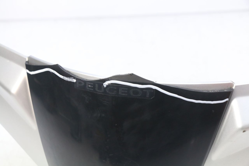 photo de COUVRE GUIDON PEUGEOT KISBEE 2T 50 (2010 - 2017) - Détails caractéristiques