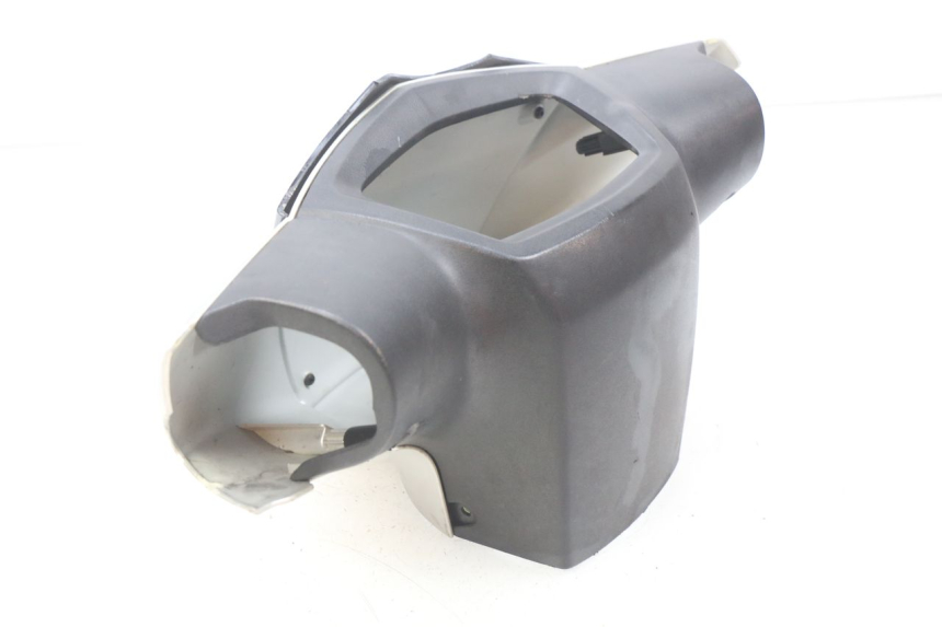 photo de COUVRE GUIDON PEUGEOT KISBEE 2T 50 (2010 - 2017) - État de surface