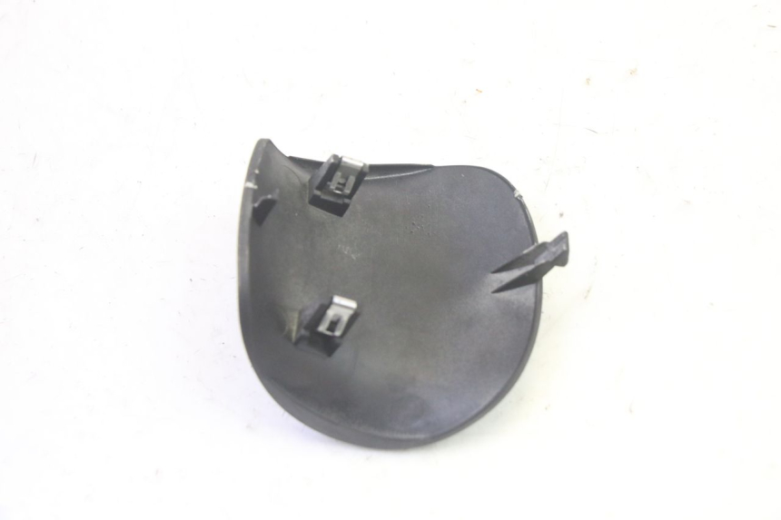 photo de COUVRE GUIDON  PIAGGIO MP3 HPE 350 (2018 - 2020) - Gros plan technique