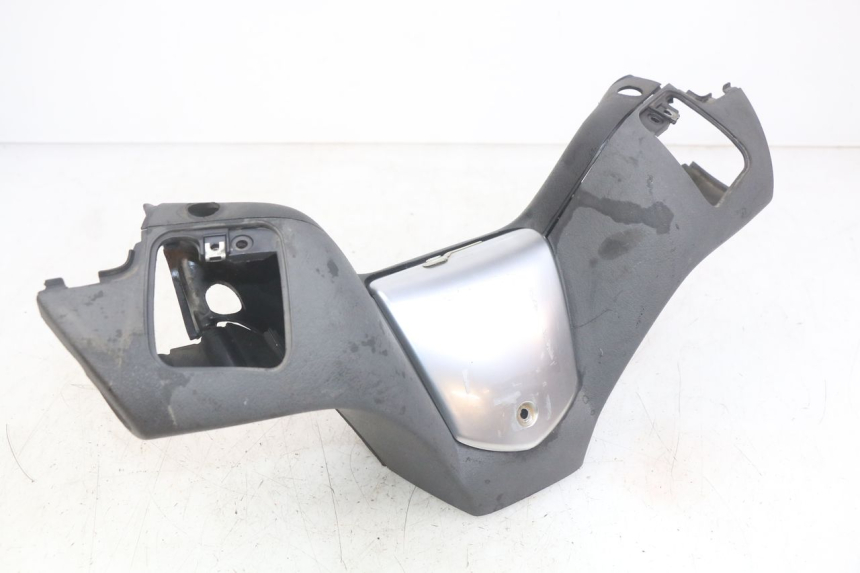 photo de COUVRE GUIDON PIAGGIO MP3 LT 400 (2007 - 2012) - Vue principale