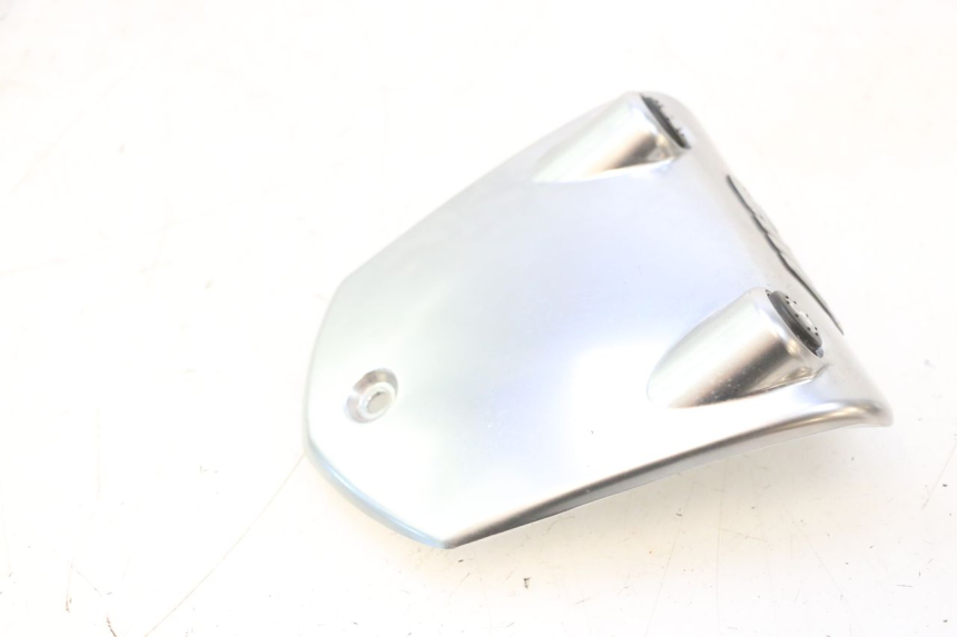 photo de COUVRE GUIDON PIAGGIO MP3 LT 400 (2007 - 2012) - Gros plan technique