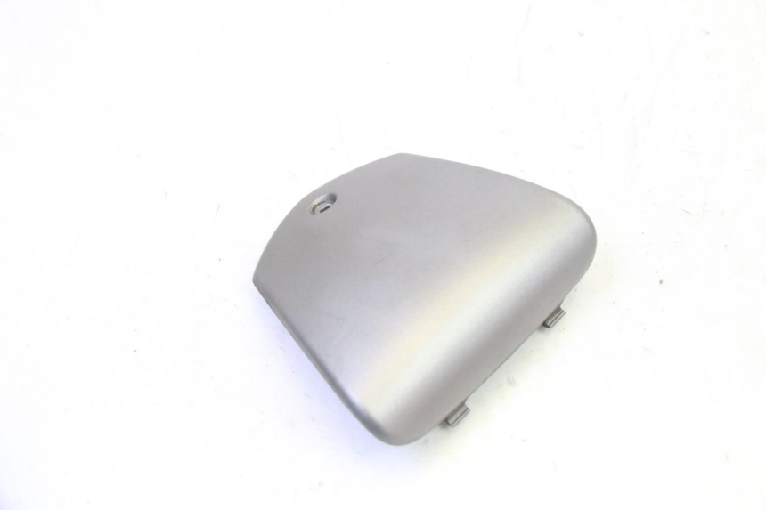 photo de COUVRE GUIDON  PIAGGIO MP3 125 (2006 - 2014) - Zoom état d’usage