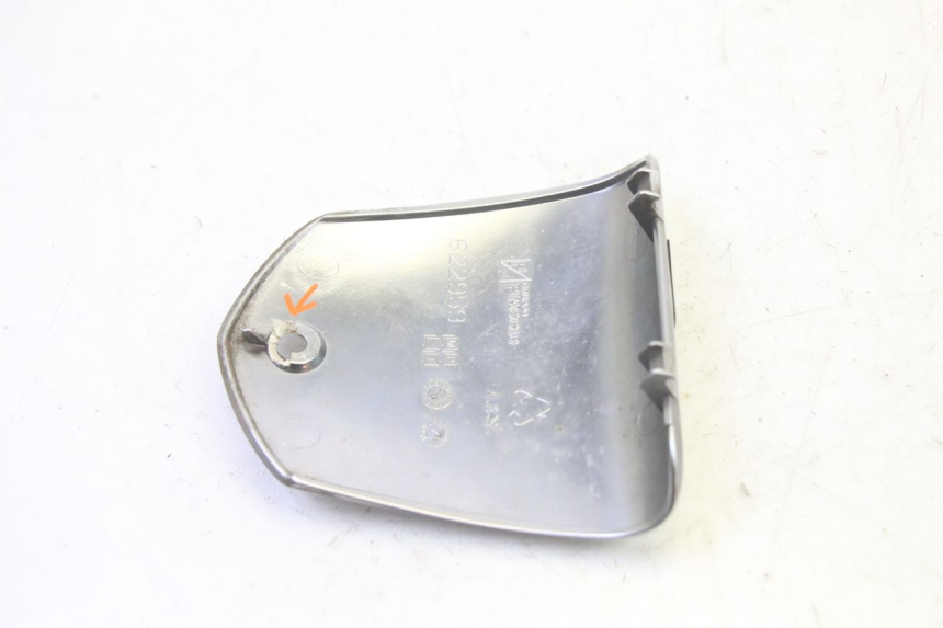 photo de COUVRE GUIDON  PIAGGIO MP3 RL 250 (2006 - 2010) - Autre angle de vue