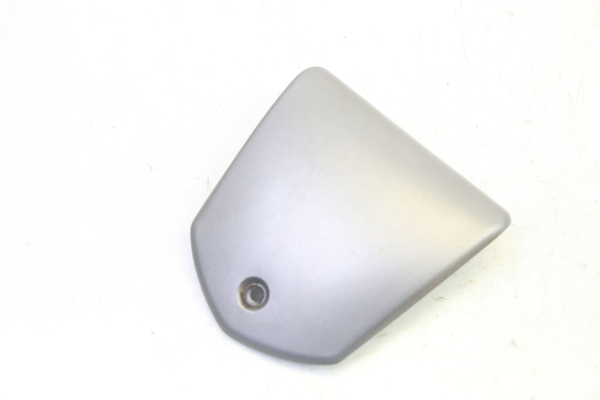 photo de COUVRE GUIDON  PIAGGIO MP3 125 (2006 - 2014) - Vue principale