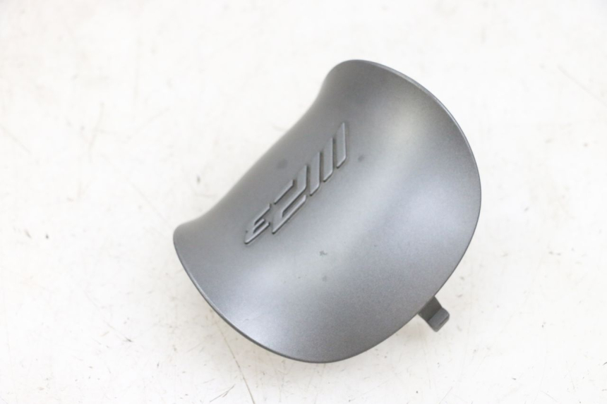 photo de COUVRE GUIDON  PIAGGIO MP3 500 (2016 - 2018) - Autre angle de vue