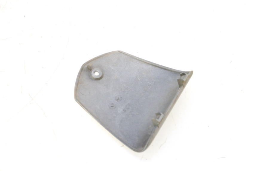 photo de COUVRE GUIDON  PIAGGIO MP3 125 (2006 - 2014) - Autre angle de vue