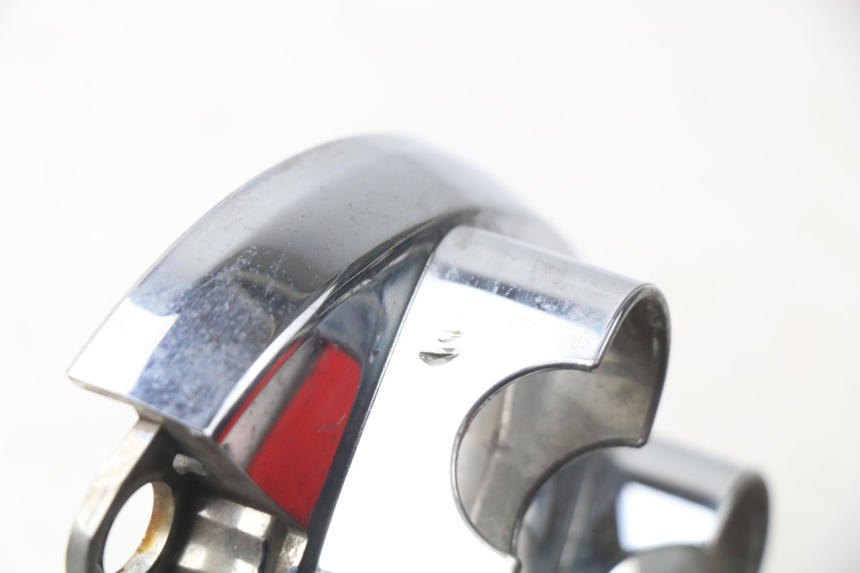 photo de COUVRE GUIDON  HONDA NSS EX FORZA 250 (2005 - 2013) - Détail de la pièce