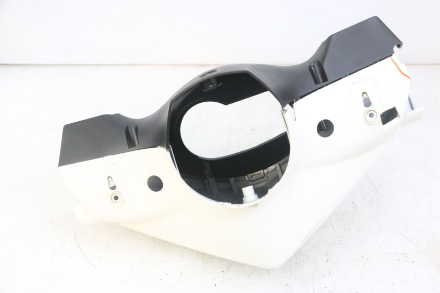 photo de COUVRE GUIDON SYM ORBIT 2 4T 50 (2008 - 2017) - Détail de la pièce