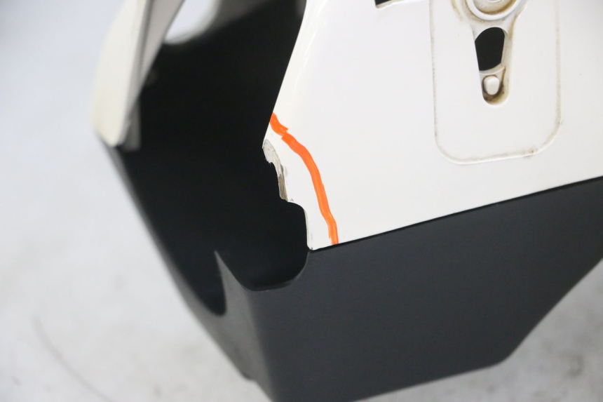 photo de COUVRE GUIDON SYM ORBIT 2 4T 50 (2008 - 2017) - État de surface