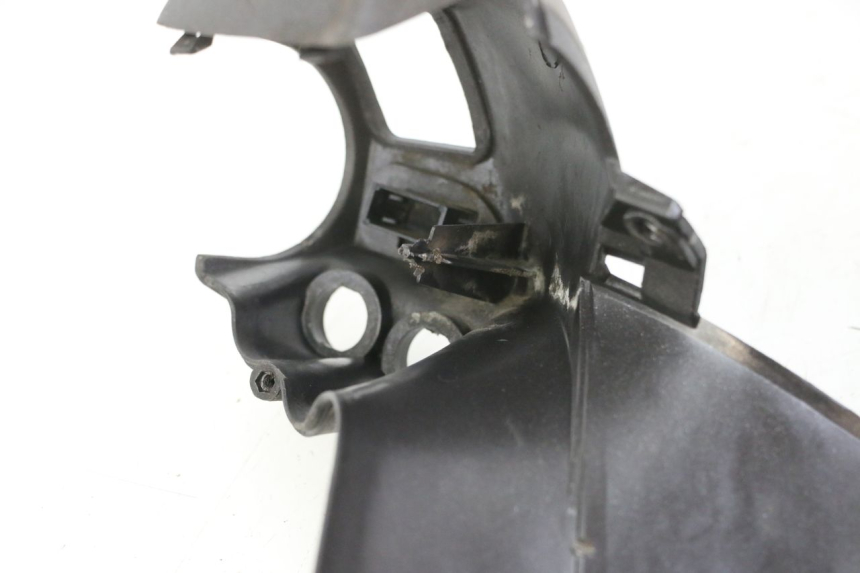 photo de COUVRE GUIDON PIAGGIO X8 125 (2004 - 2007) - Zoom composants