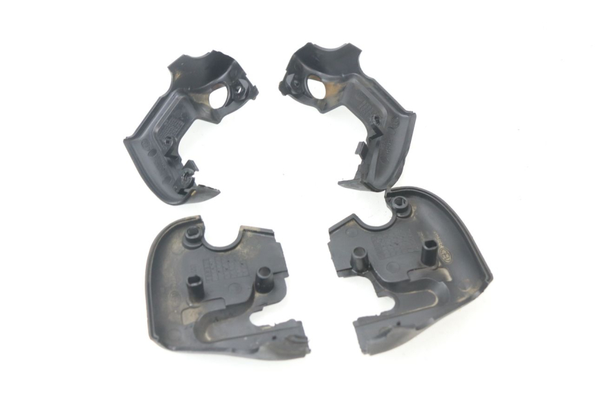 photo de COUVRE GUIDON  APRILIA SCARABEO GT 125 (1999 - 2007) - Vue principale