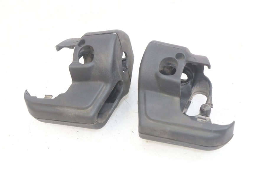 photo de COUVRE GUIDON APRILIA SCARABEO LIGHT 125 (2007 - 2011) - Vue d’ensemble