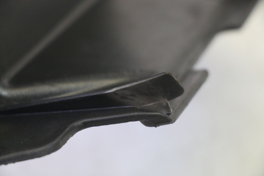 photo de COUVRE GUIDON  APRILIA SR R 2T LC 50 (2018 - 2021) - Points de fixation