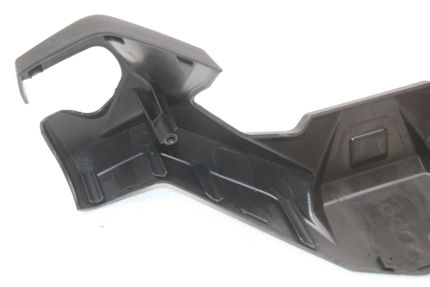 photo de COUVRE GUIDON  KYMCO SUPER 8 4T 50 (2021 - 2024) - État de surface