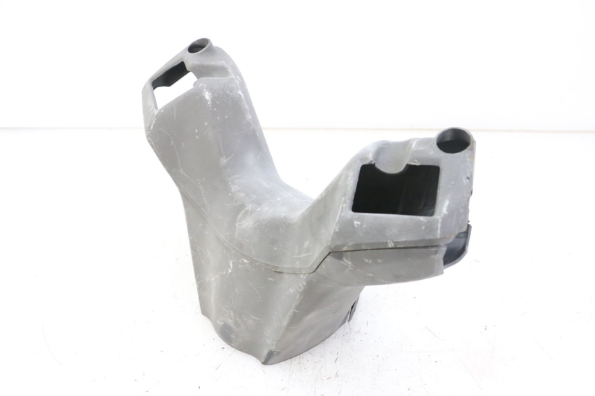 photo de COUVRE GUIDON SUZUKI BURGMAN 125 (2007 - 2014) - Autre angle de vue