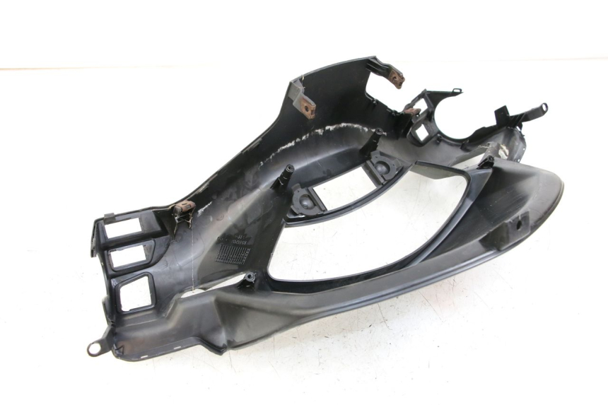 photo de COUVRE GUIDON YAMAHA XMAX X-MAX 125 (2006 - 2009) - Détail de la pièce
