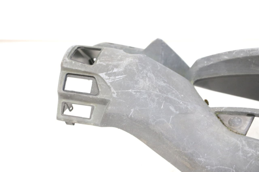 photo de COUVRE GUIDON YAMAHA XMAX X-MAX 125 (2006 - 2009) - État de surface