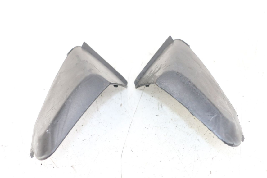 photo de COUVRE GUIDON YAMAHA X-MAX XMAX 250 (2006 - 2009) - Zoom état d’usage