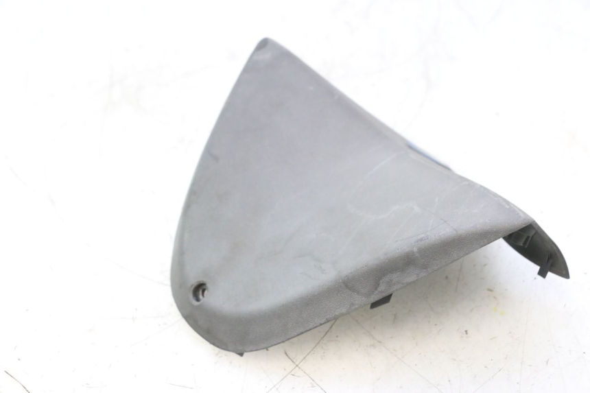 photo de COUVRE GUIDON  PIAGGIO X8 STREET 125 (2006 - 2007) - Autre angle de vue