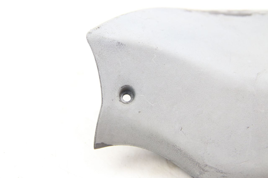 photo de COUVRE GUIDON PIAGGIO X8 125 (2004 - 2007) - Zoom état d’usage