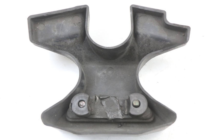 photo de COUVRE GUIDON  YAMAHA XJ F 900 (1983 - 1994) - Points de fixation