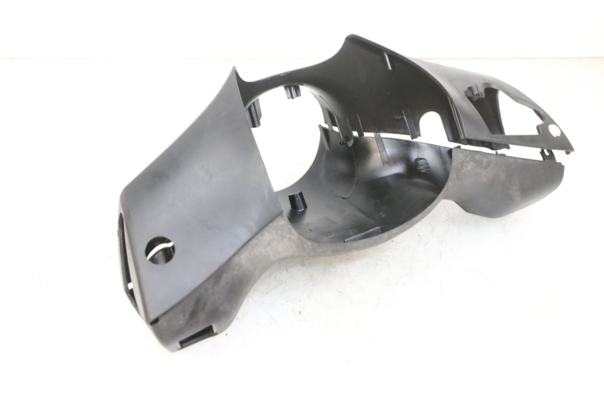 photo de COUVRE GUIDON PIAGGIO ZIP 4T 50 (2018 - 2020) - Autre angle de vue