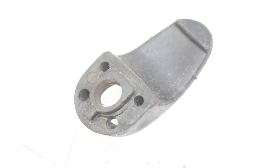 photo de CROCHET SAC KYMCO AGILITY RS 4T 50 (2009 - 2013) - Détail de la pièce