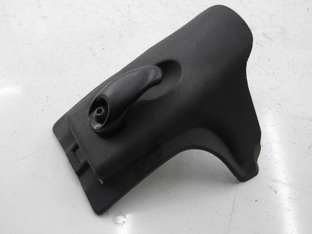 photo de CROCHET SAC APRILIA SCARABEO 100 (2003 - 2012) - Vue principale