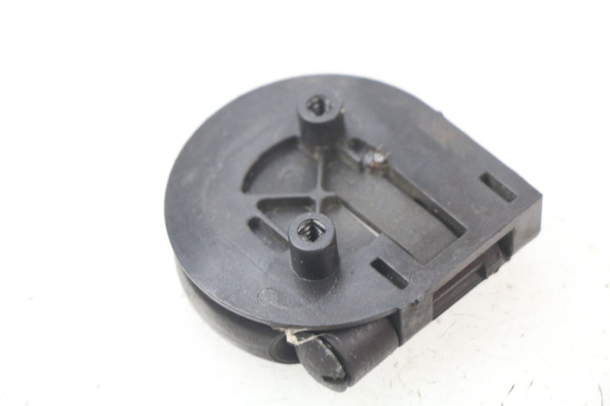 photo de CROCHET SAC PIAGGIO BEVERLY 125 (1998 - 2005) - Zoom état d’usage