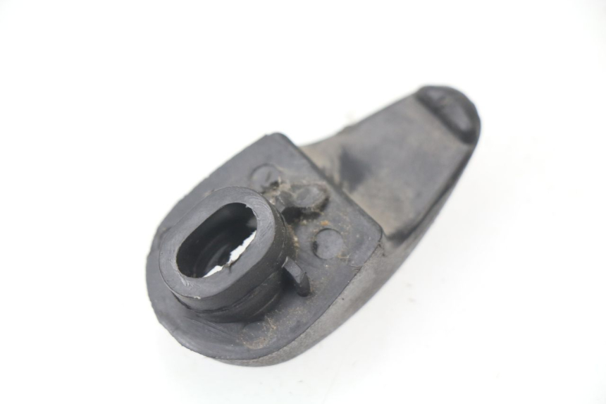 photo de CROCHET SAC REVATTO CITYONE 125 (2006 - 2007) - Détail de la pièce