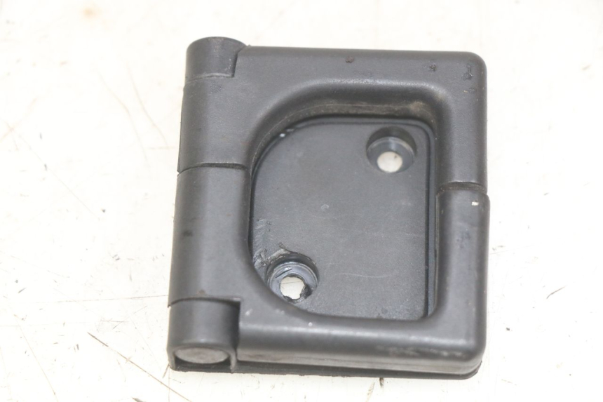 photo de CROCHET SAC PEUGEOT CITYSTAR AIR 125 (2014 - 2017) - Zoom état d’usage