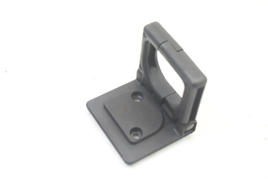 photo de CROCHET SAC PEUGEOT CITYSTAR 50 (2013 - 2017) - Zoom état d’usage