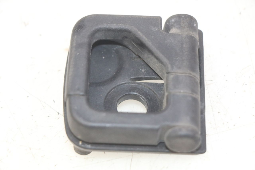 photo de CROCHET SAC YAMAHA D'ELIGHT DELIGHT 125 (2017 - 2020) - Détail de la pièce