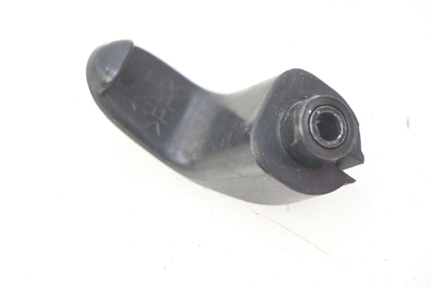 photo de CROCHET SAC YAMAHA D'ELIGHT DELIGHT 115 (2013 - 2017) - Détail de la pièce