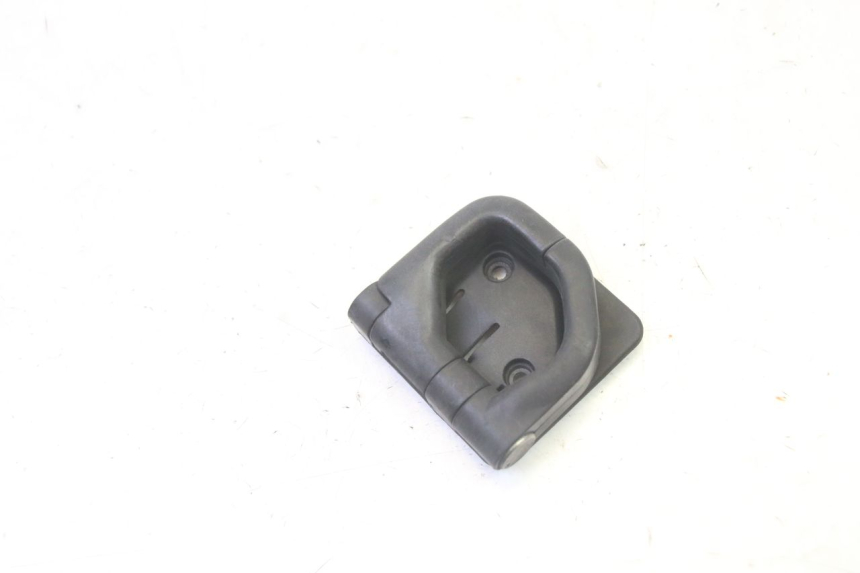 photo de CROCHET SAC HONDA FES S-WING SWING ABS 125 (2007 - 2015) - Détail de la pièce