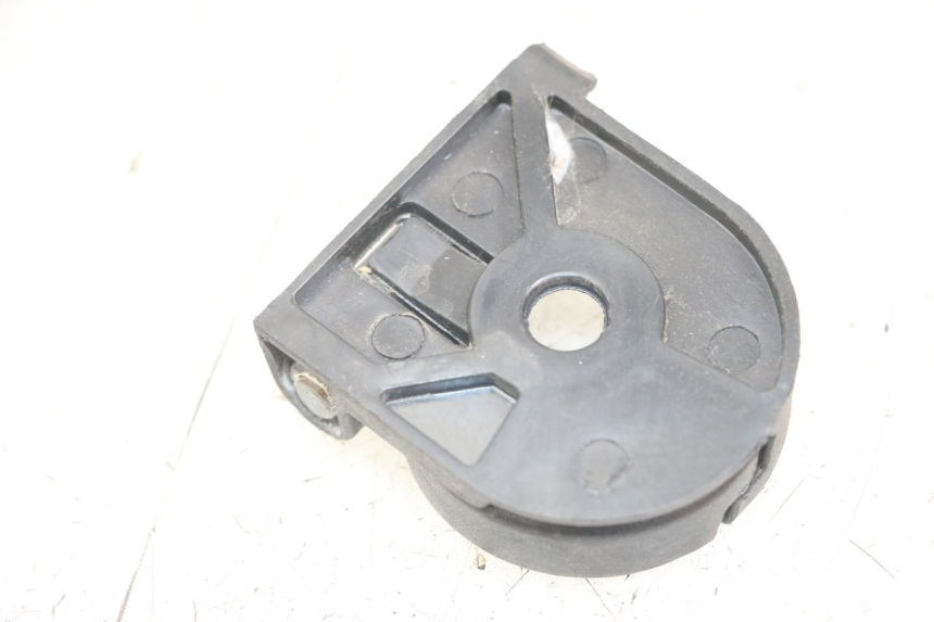 photo de CROCHET SAC SYM FIDDLE 3 III 125 (2014 - 2020) - Détail de la pièce