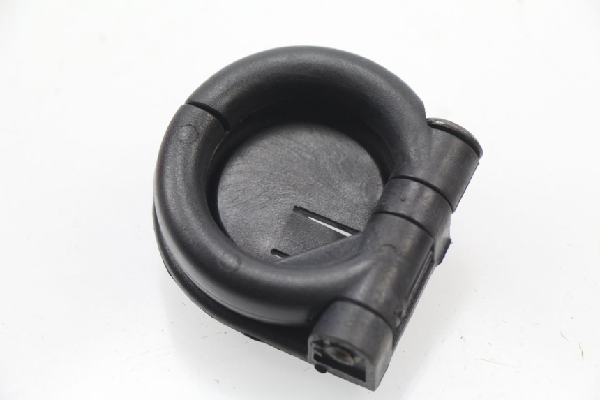 photo de CROCHET SAC PIAGGIO FLY 2T 50 (2004 - 2017) - Vue principale