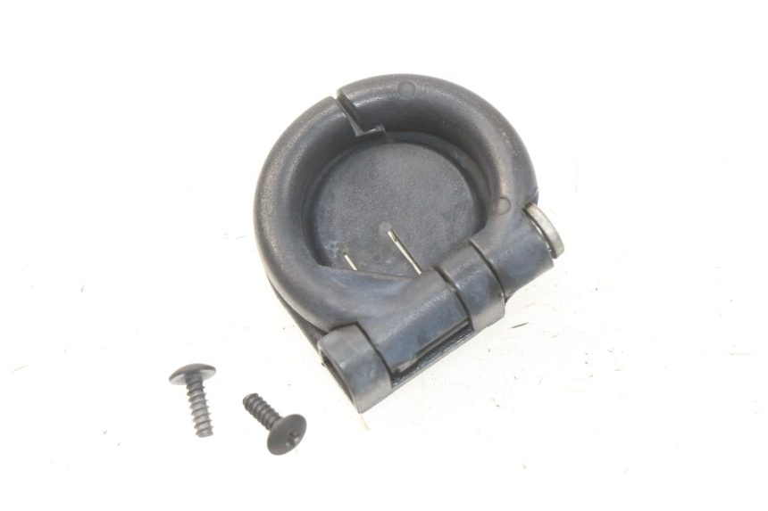 photo de CROCHET SAC PIAGGIO FLY 2T 50 (2004 - 2017) - Détail de la pièce