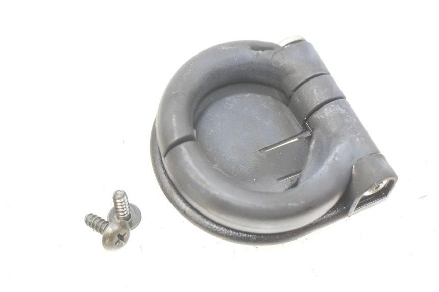 photo de CROCHET SAC PIAGGIO FLY 100 (2006 - 2010) - Zoom état d’usage