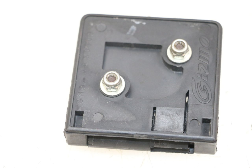 photo de CROCHET SAC PEUGEOT GEOPOLIS RS 125 (2007 - 2009) - Zoom état d’usage