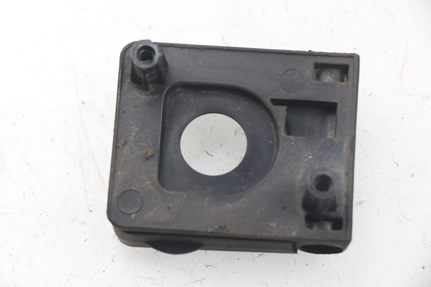 photo de CROCHET SAC PEUGEOT KISBEE 2T 50 (2010 - 2017) - Détail de la pièce