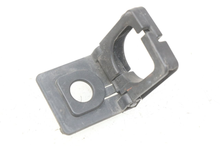 photo de CROCHET SAC PEUGEOT KISBEE 2T 50 (2010 - 2017) - Détail de la pièce