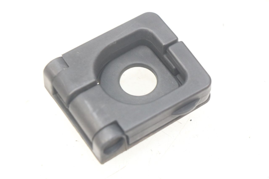 photo de CROCHET SAC PEUGEOT KISBEE 2T 50 (2010 - 2017) - Zoom état d’usage